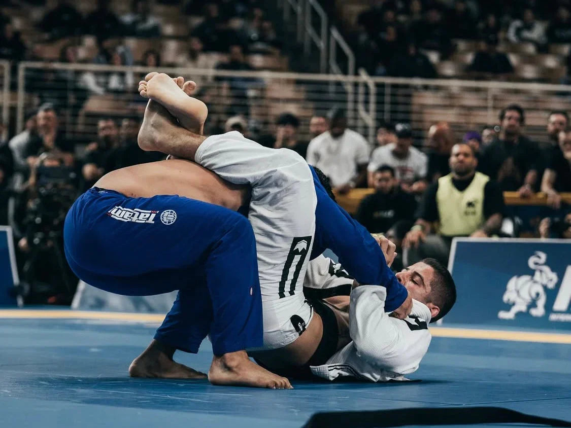 BJJ Basics – All You Need to Know About Closed Guard
